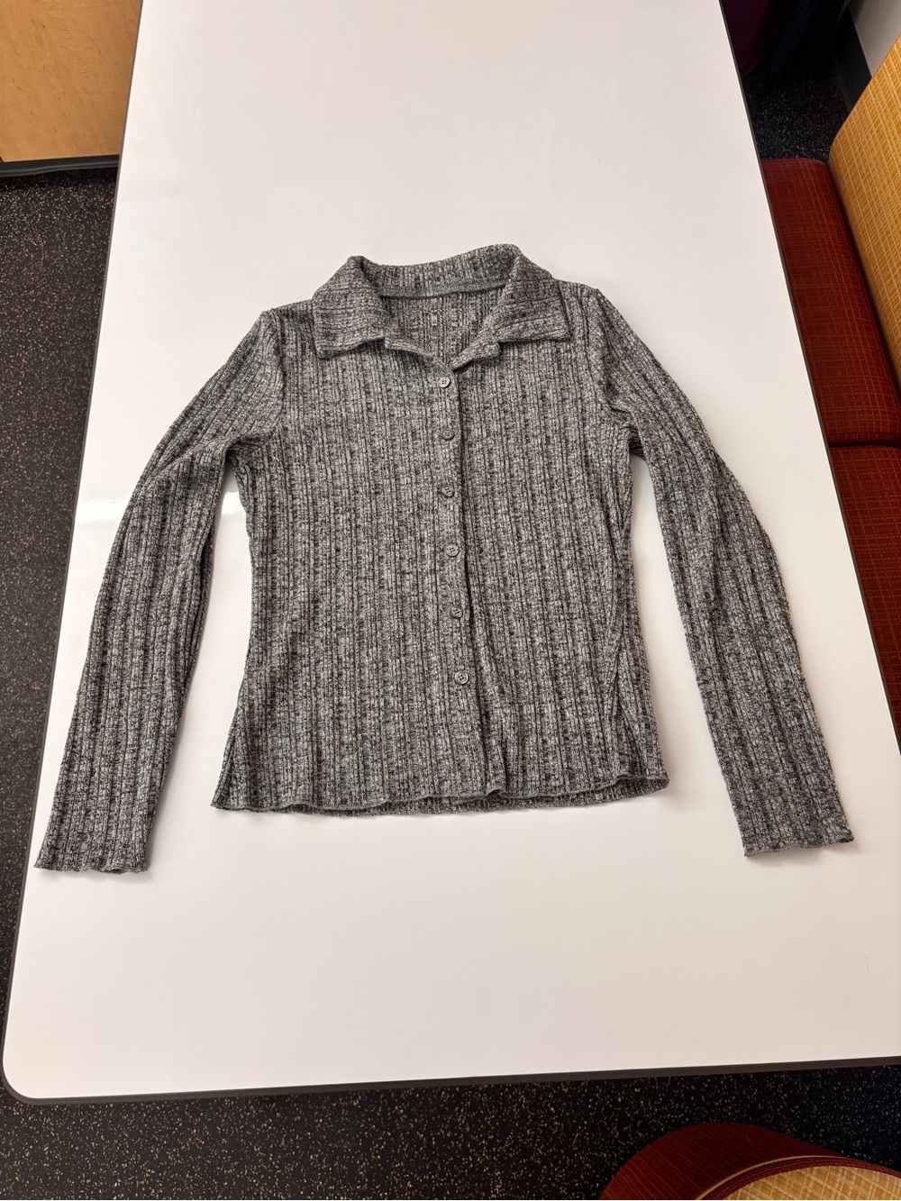 SHEIN Gray Ribbed Button-Front Collar Top